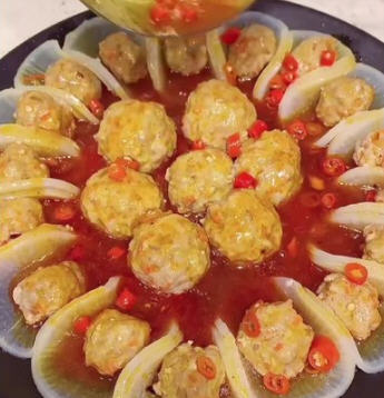 花开富贵的做法步骤，一道色香味俱全的地方名肴