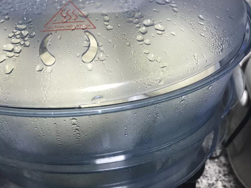 狮子头包子口感美味，包子份量十足，可口满足