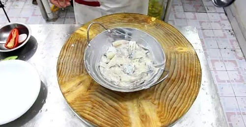 厨师长王刚分享酸菜鱼的完美做法