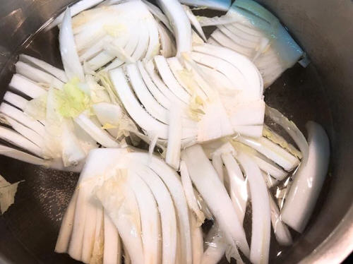 野菜肉丝鸡蛋炒面味道鲜美又具饱足感