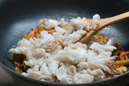 泡椒鱼泡制作步骤，鲜香脆嫩、酸辣开胃无腥味下酒下饭