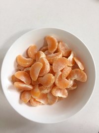 可以调理肠胃，同时也可以开胃消食的橘子罐头怎么做