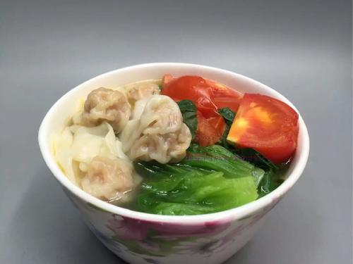 香菇葫萝卜饺子的做法_香菇胡萝卜水饺怎么做
