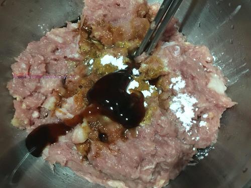 香菇葫萝卜饺子的做法_香菇胡萝卜水饺怎么做