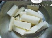 制作简便，成本低廉，食用方便的泡菜的腌制方法和配料