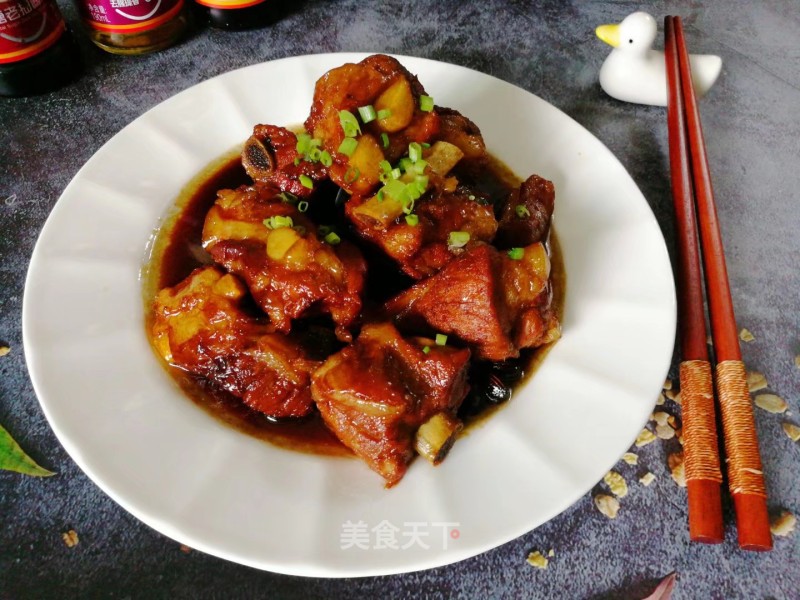 一道酸甜开胃的家常美食糖醋排骨