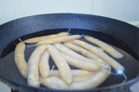 鸡肉玉米肠的家庭制作方法 鸡肉玉米肠的做法步骤9