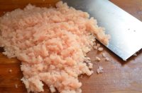 鸡肉玉米肠的家庭制作方法 鸡肉玉米肠的做法步骤2