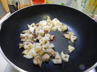 藕丁烧鸡软骨的做法步骤6