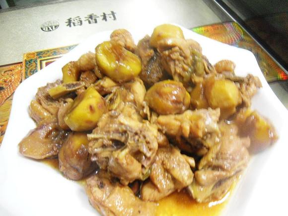 黄焖栗子鸡的家常做法 栗子黄焖鸡做法