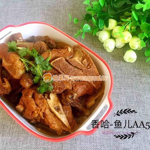大骨头炖松茸的做法(大骨头松茸汤的做法)