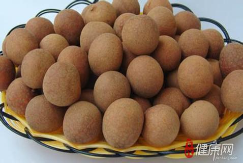 冬季幼儿饮食须知(幼儿冬季食谱小常识)