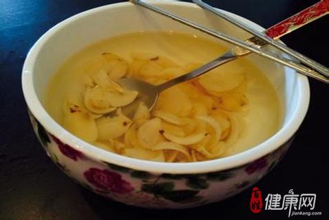 治疗宝宝秋季腹泻的13款食谱做法