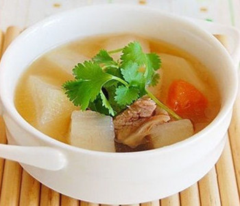 【牛肉白萝卜汤】牛肉白萝卜汤的做法_牛肉白萝卜汤的功效_牛肉白萝卜汤的做法