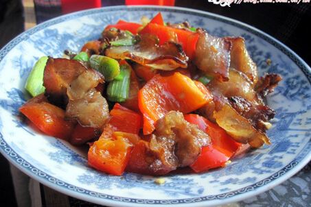 辣椒炒腊五花肉