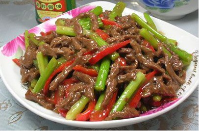 芹菜煸炒牛肉丝