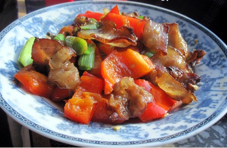 红辣椒炒腊肉图片