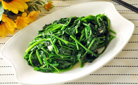 对于儿童应尽量少吃菠菜