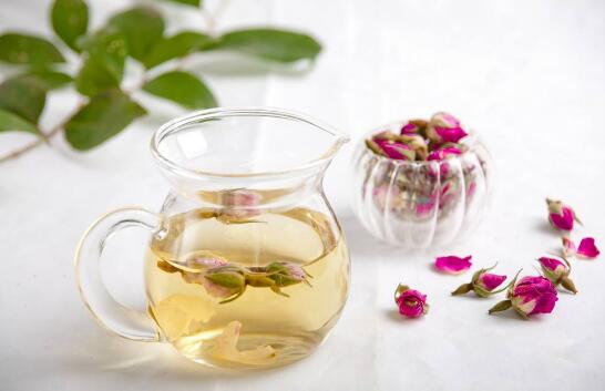 春季喝花茶,让你的身体像花瓣一样舒展