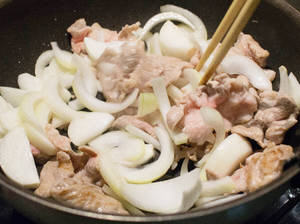 用照烧酱做生姜烧猪肉的方法步骤介绍