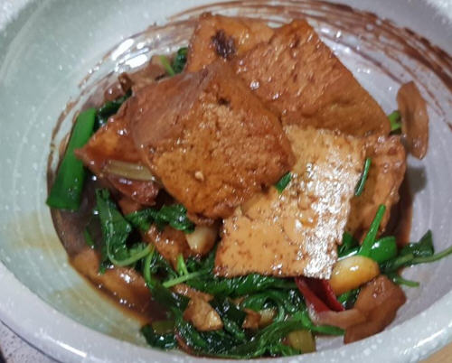 怎么做营养又简单的三杯油豆腐呢？