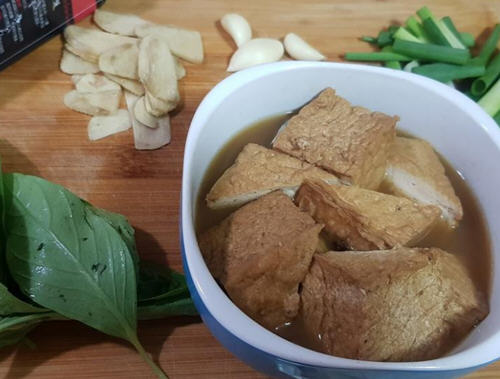 怎么做营养又简单的三杯油豆腐呢？