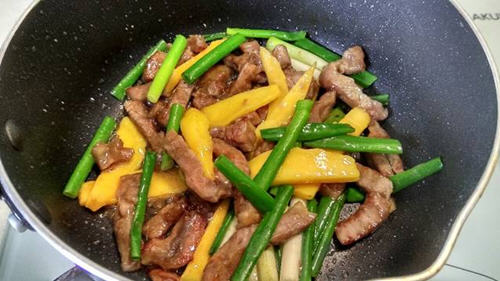香芒牛小排制作简单，味道超好吃