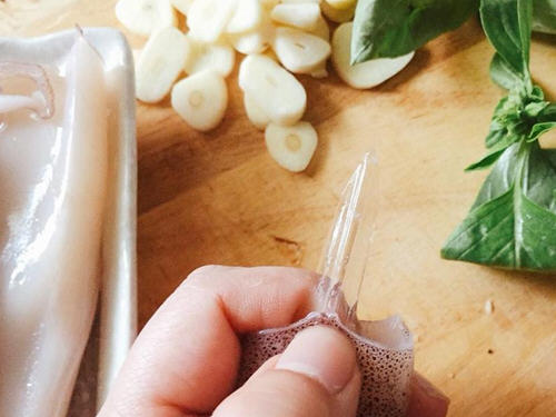 食材简单、做法简单的蒜香鱿鱼圈