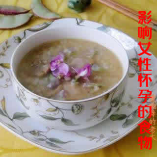 小编给大家介绍三种影响女性怀孕的食物