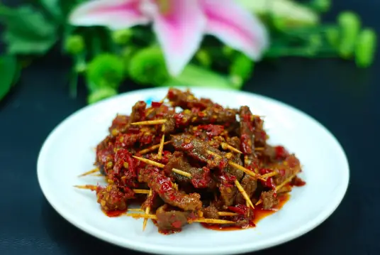 牙签牛肉的做法详解，制作简单，口感丰富