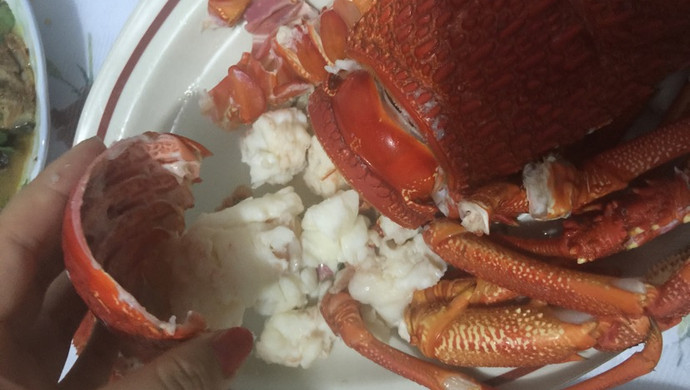 肉质鲜美，营养丰富的清蒸澳洲龙虾做法详解