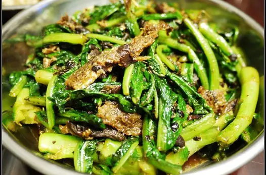 家常美味豆豉油麦菜，简单易做，美味可口，口感爽脆