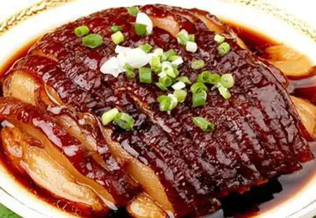 条子肉的做法，肉质鲜嫩、肥而不腻，口感丰富