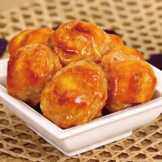 酥脆香甜的鸡仔饼，让人回味无穷