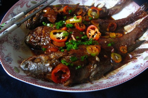 肉质细嫩，鲜香又入味的家常炖小黄鱼做法分享