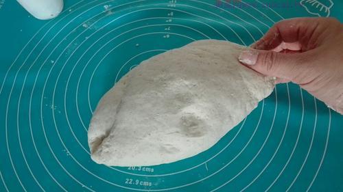 分享一道营养好吃的早餐：全麦豆渣馒头的图解做法