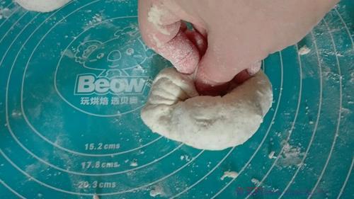 分享一道营养好吃的早餐：全麦豆渣馒头的图解做法